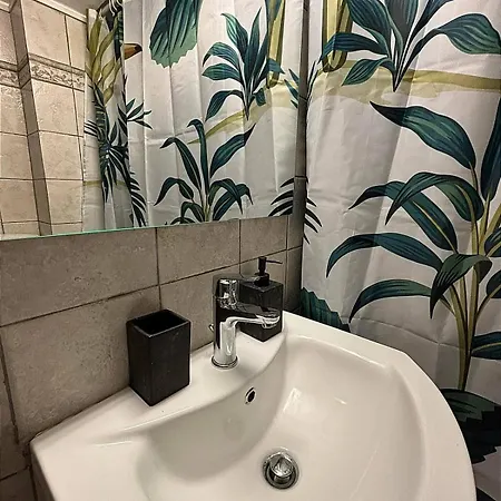 Charming Kallithea 1 Bd Urban Retreat Apt *